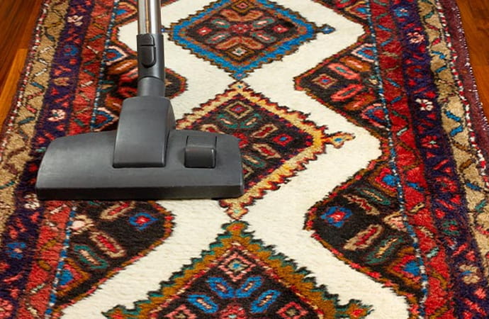 Rug encapsulation cleaning